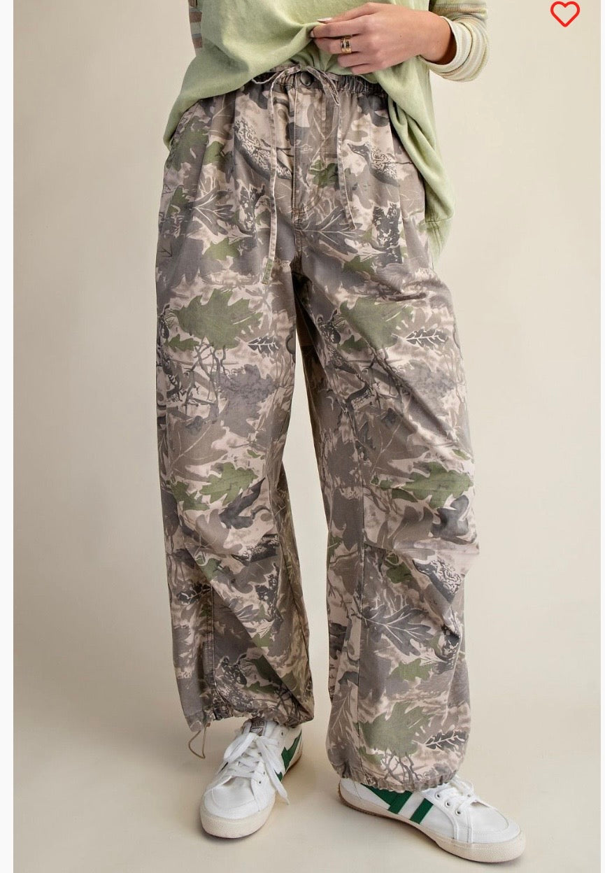 Sage Camo Easel Pants