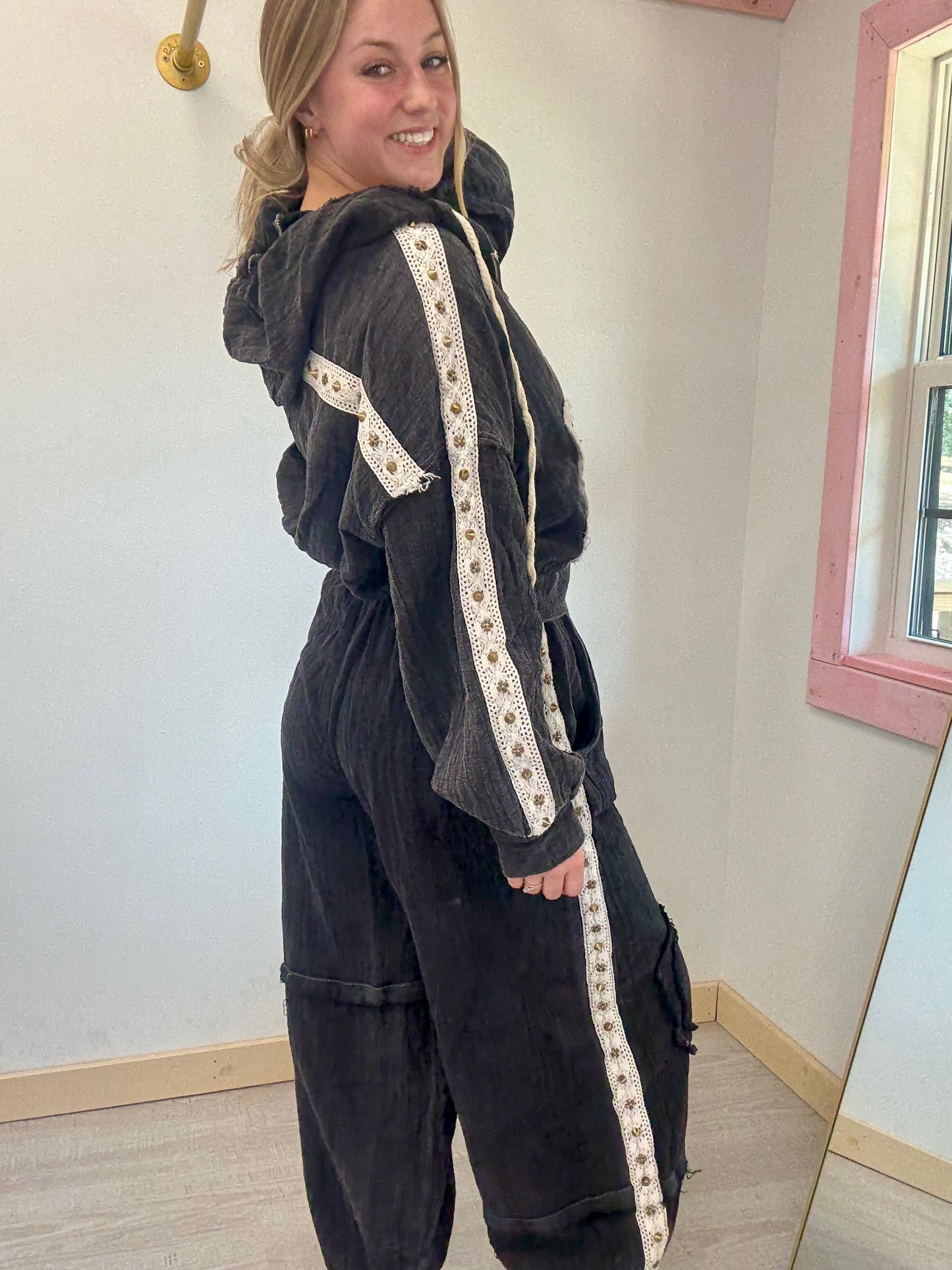 Black Brad Lace Zipper Jacket POL