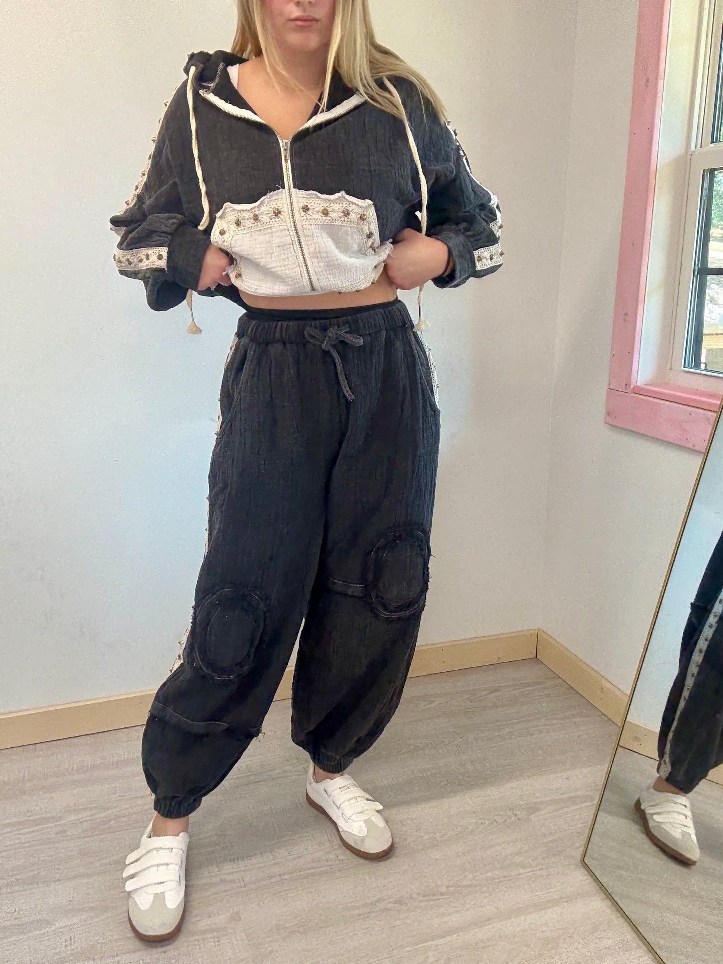 Black Brad Lace Joggers POL