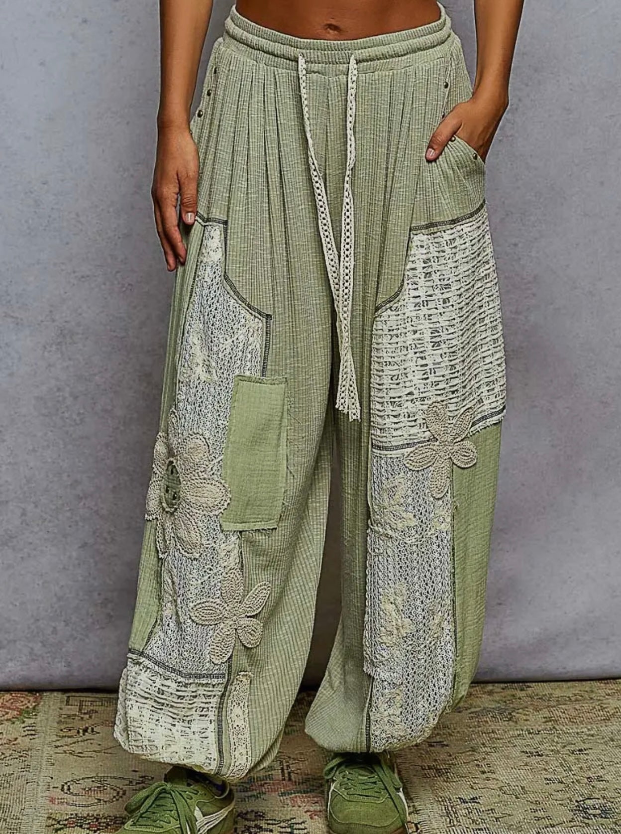 Matcha Patch Joggers Pol