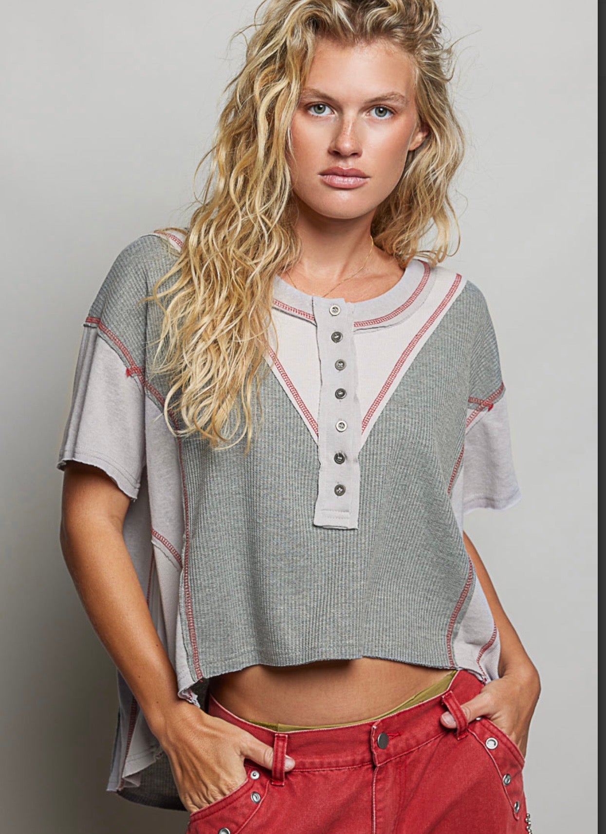 Grey with Red Trim Top pol