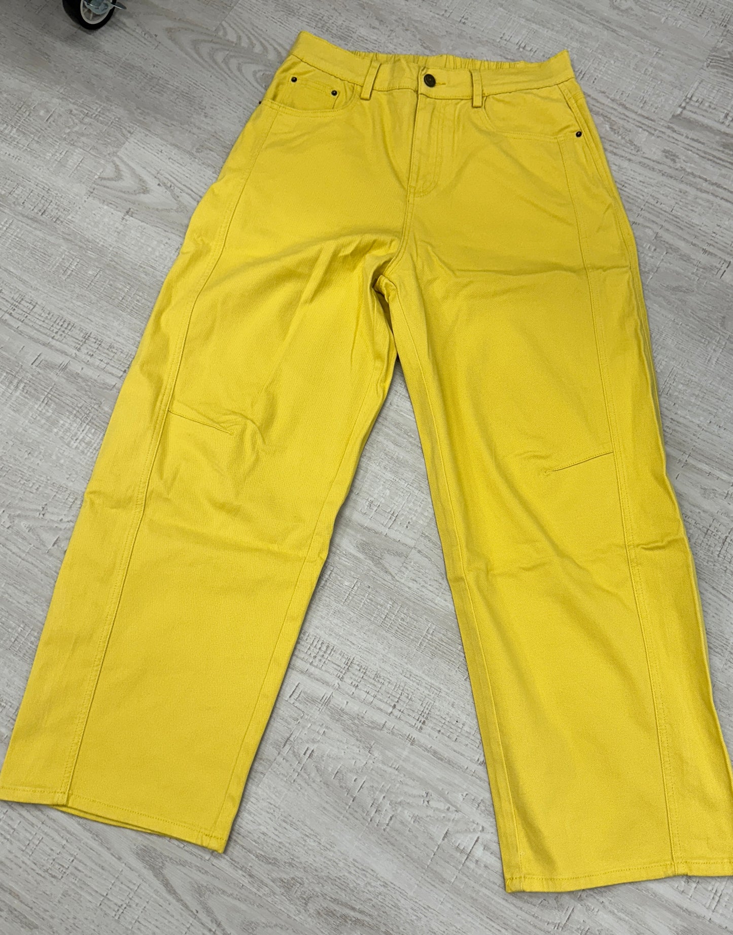 Yellow Jean Davi Barrel Jeans
