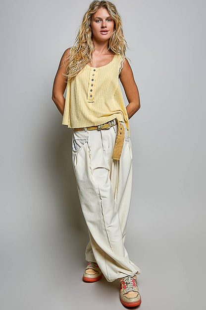 Soft Textured Front Placket Wavy Lace Sleeveless Top POL
