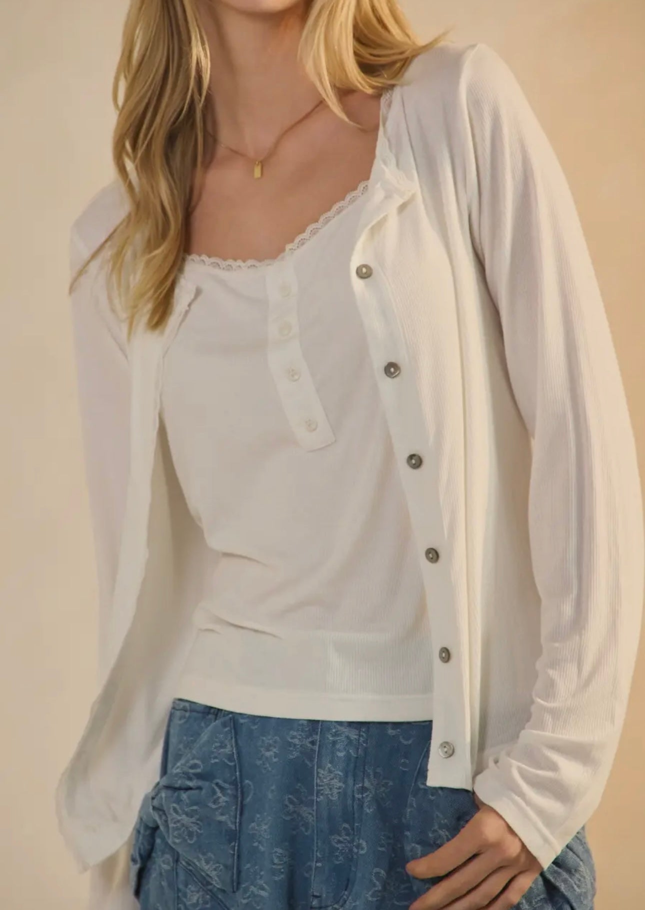 White Lightweight Cardigan Oddi
