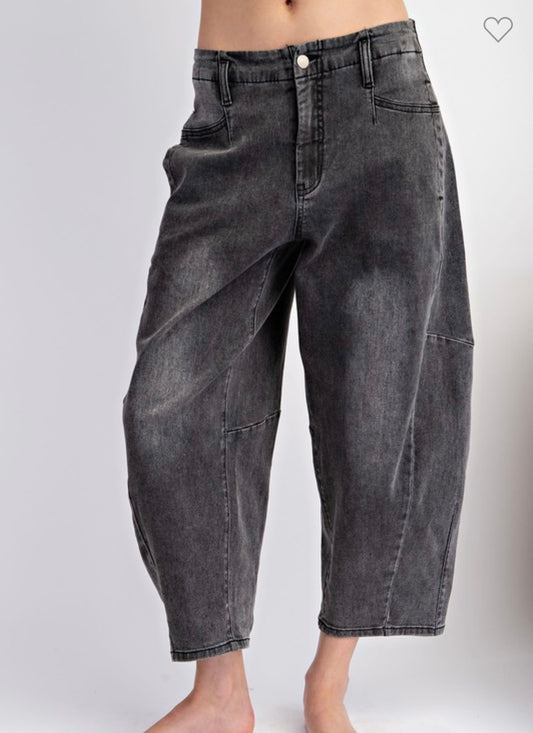 Mineral Wash Black Crop Barrel Easel Pants