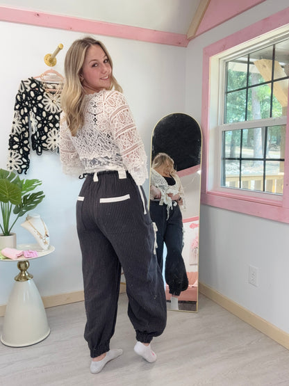 Midnight Bow Joggers Eesome