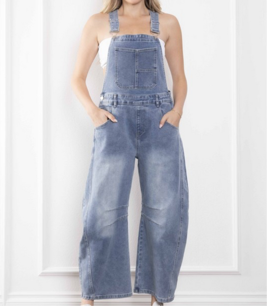 She wore BlueVelvet Stretchy Barrel Overalls