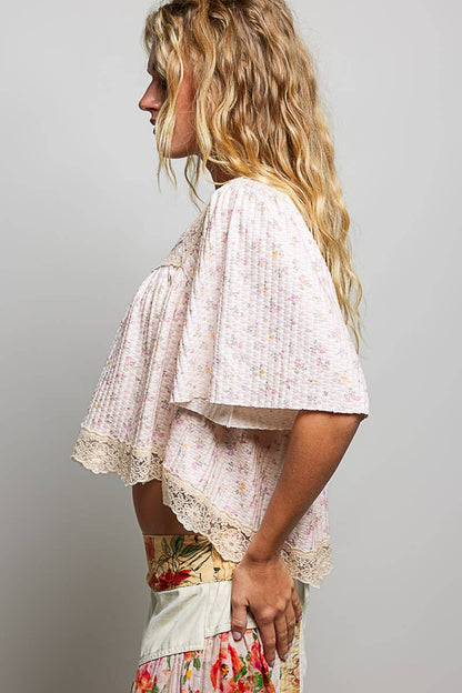 Round Neck Short Sleeve Floral Printed Lace Soft Knit Top
