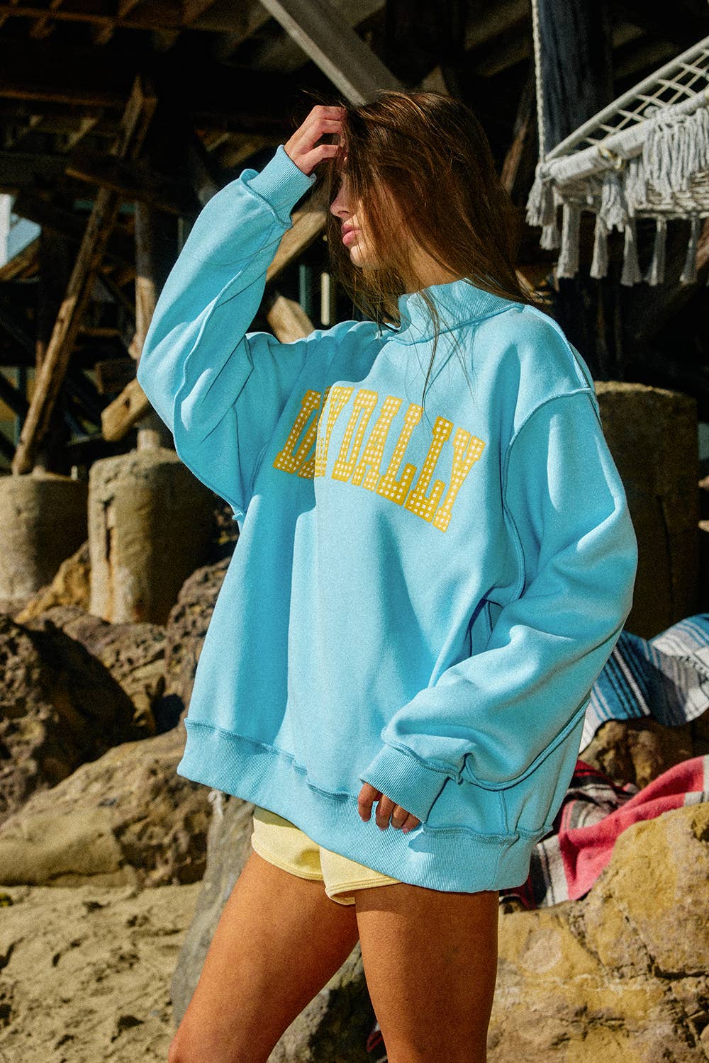DILLYDALLY2 | Reversible Mockneck Sweatshirt
