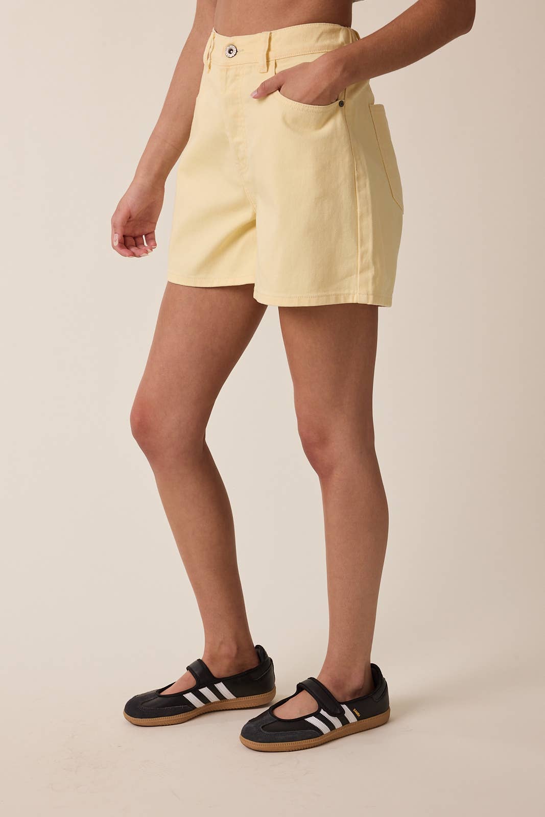CLASSIC COTTON DENIM SHORTS