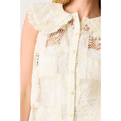 LACE PATCH PETER PAN COLLAR SLEEVELESS TOP