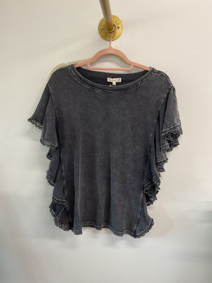 Easel Flutter Sleeve Top Easel