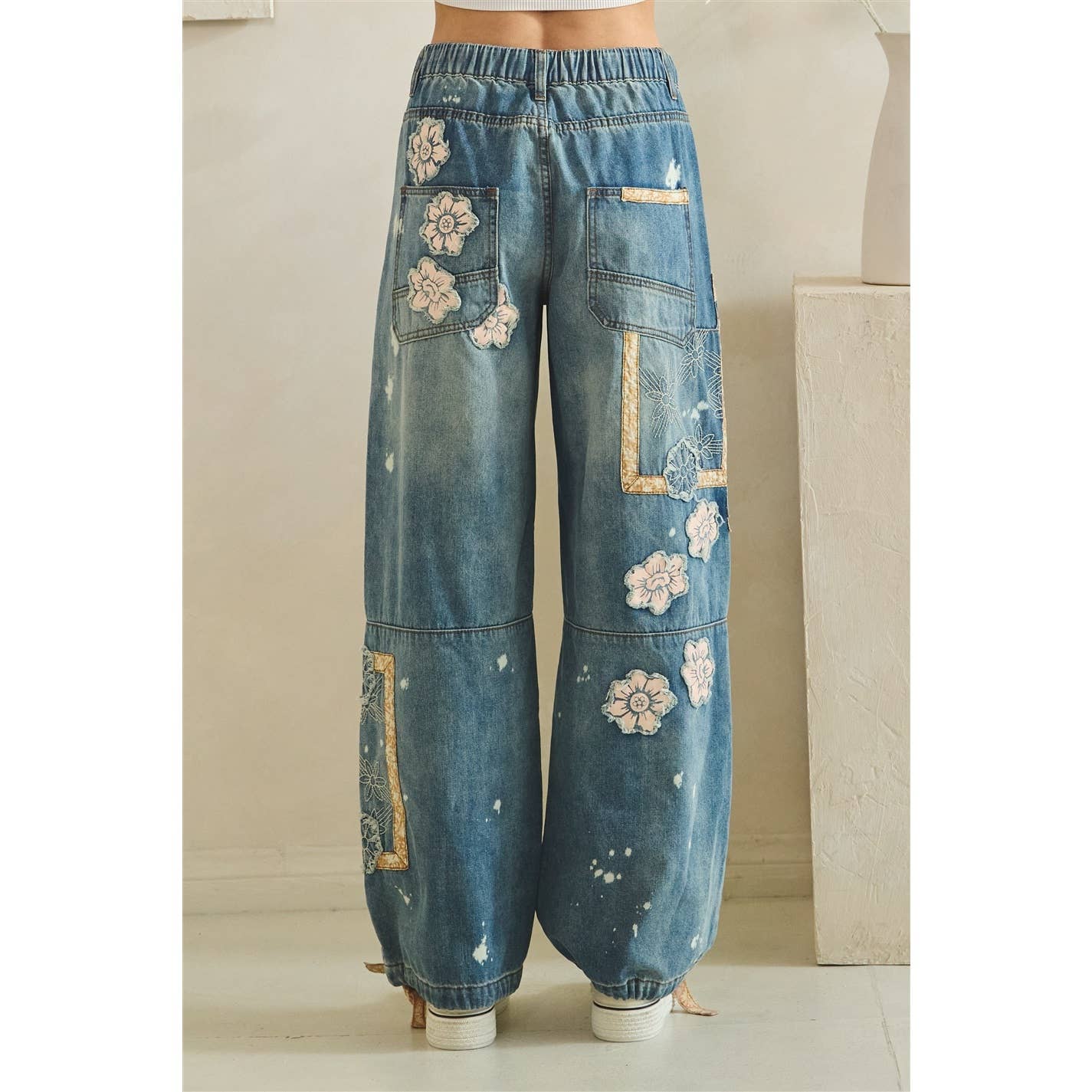 WASHED BLOCK PATCHED DENIM PANTS