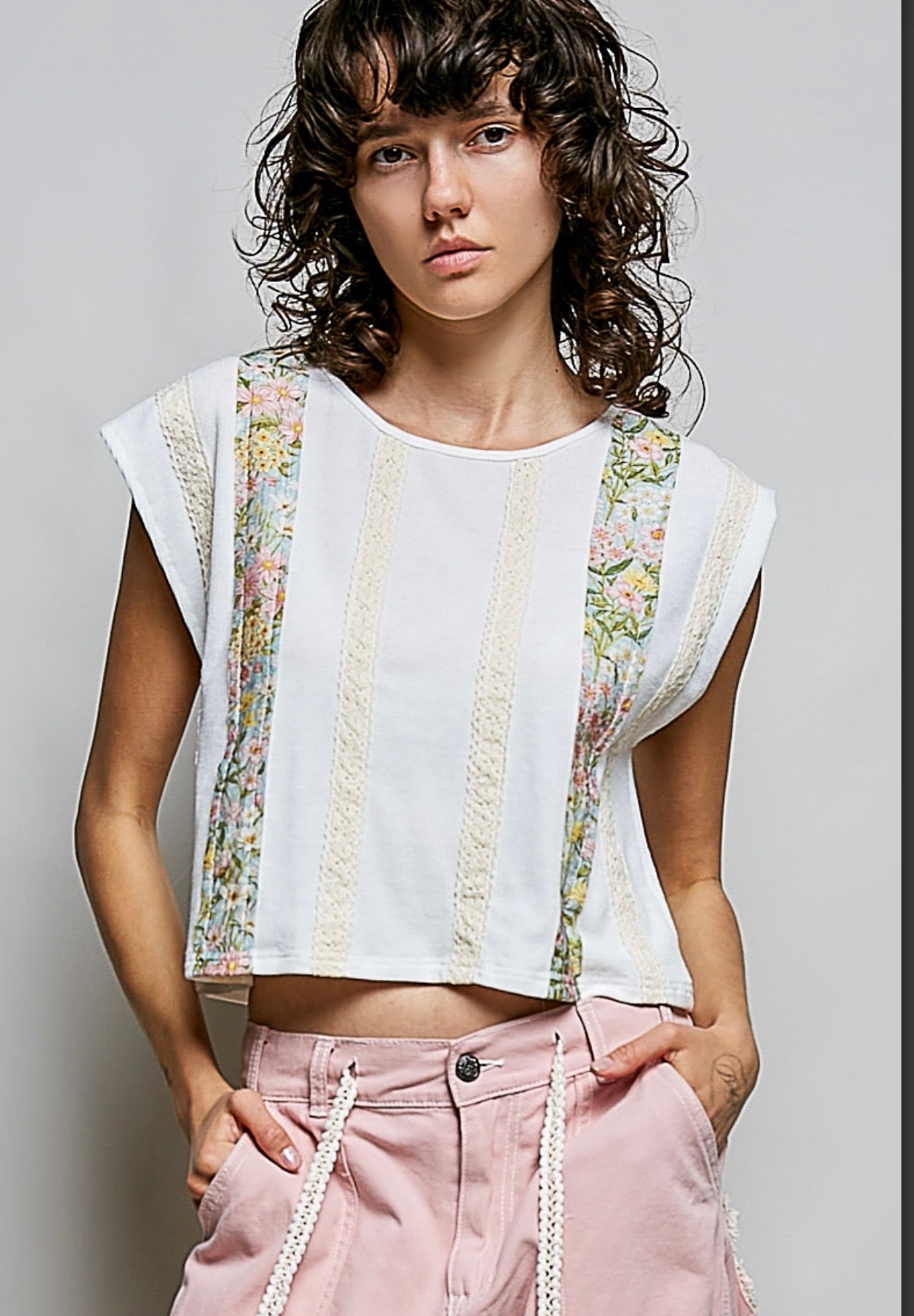 White Wildflower Stripe Top Pol