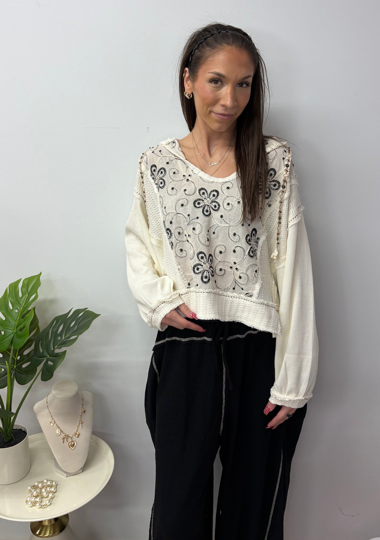 Blooming in Ivory Top