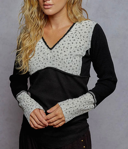 Black Floral Vneck Fitted Top Pol