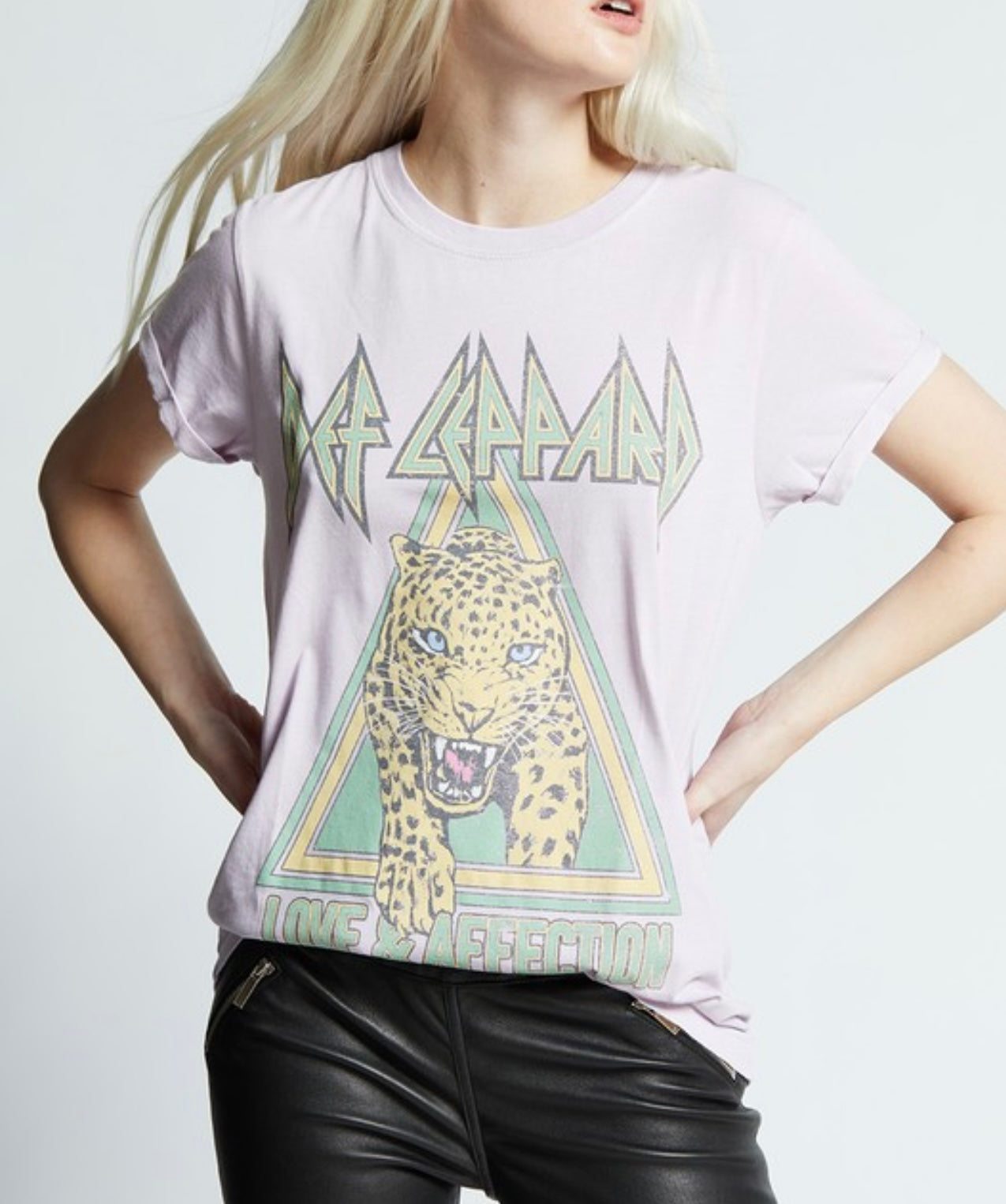 Def Leppard T- Shirt ( Recycled Karma)
