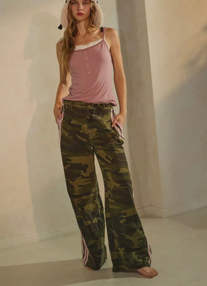 Camo/Pink Stripe Pants Oddi