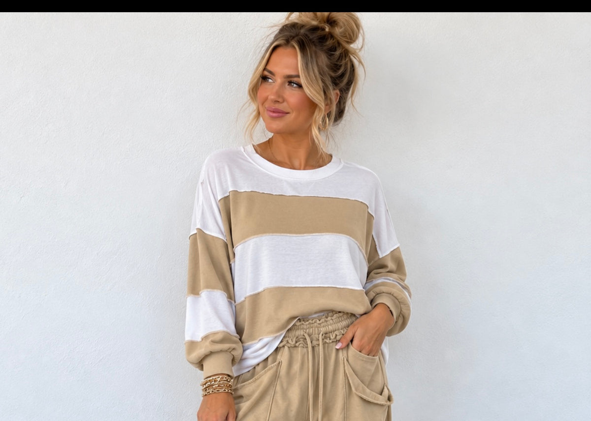 Aemi Contrast Panel Long Sleeve Slouchy Tops