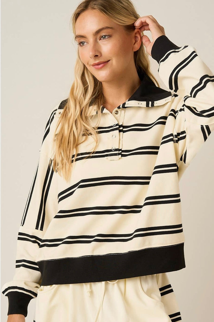 Mitto Shop Ivory and Black Top