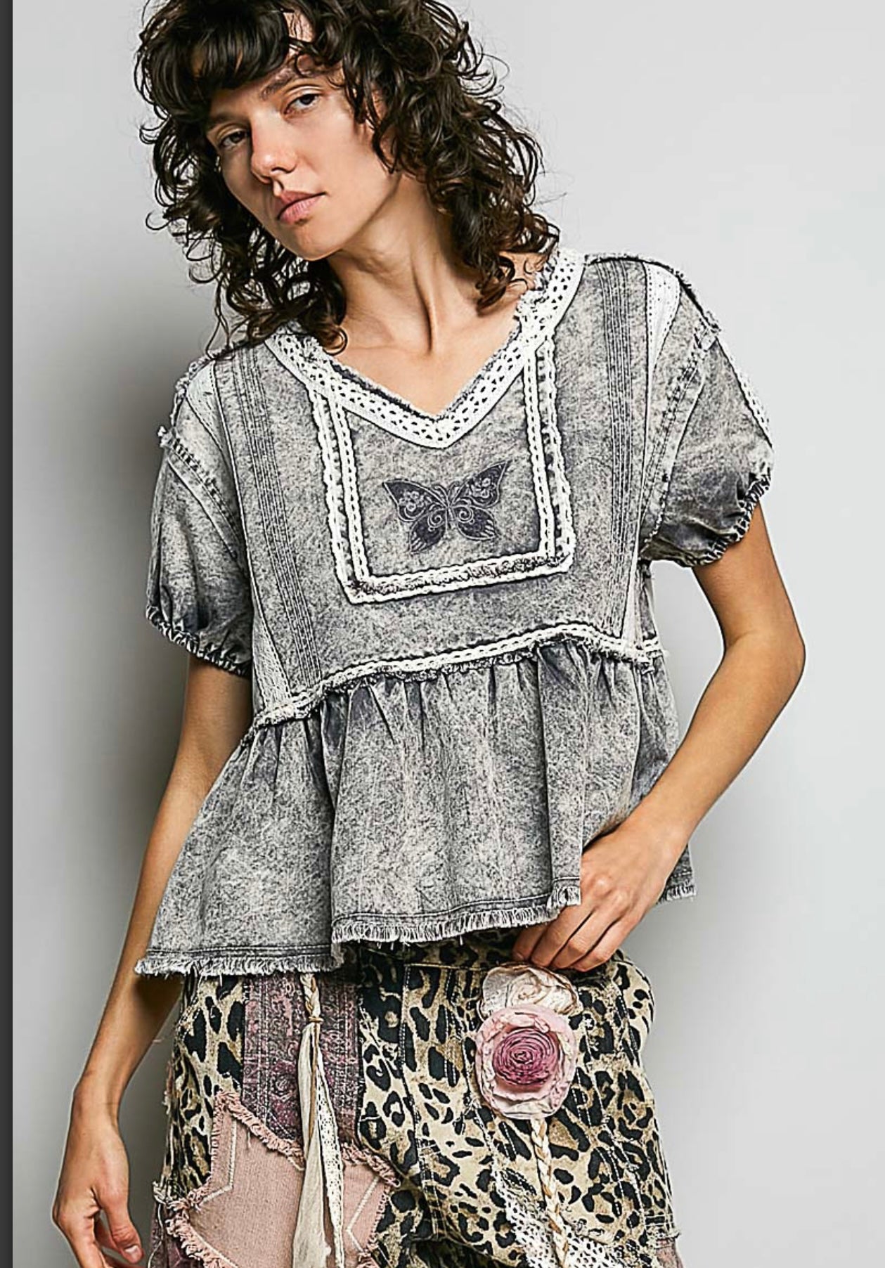 Mineral Wash Ash Butterfly Baby Doll Top pol