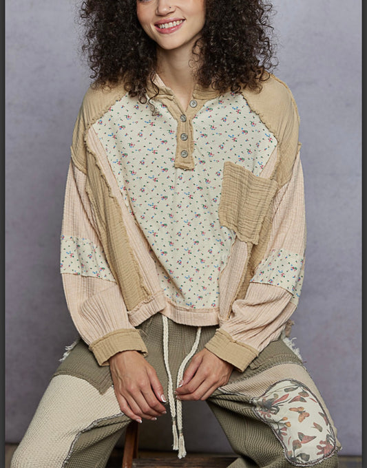 Ditsy Taupe Flower Balloon Sleeve Top Pol