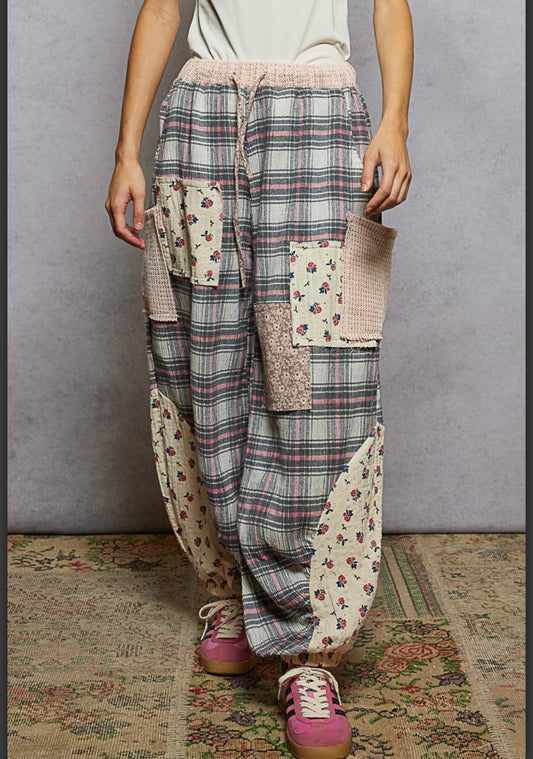 Pink Plaid Floral Patch Jogger Pol