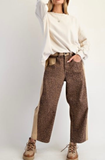 Natural Brown and Cream Animal Print Barrel Easel