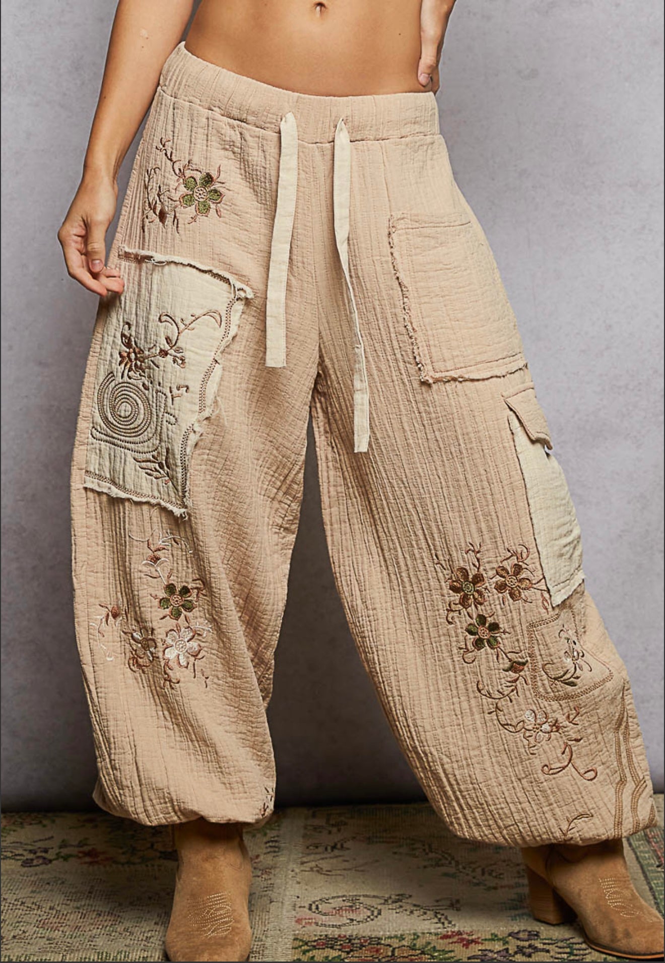 Vanilla Bloom Joggers