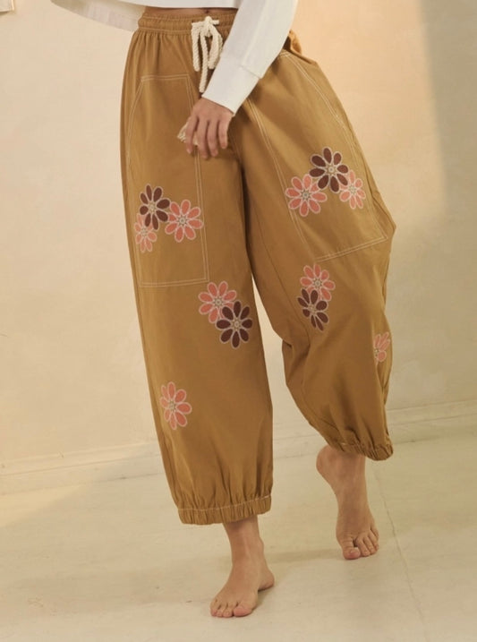Camel Floral Cropped Pants