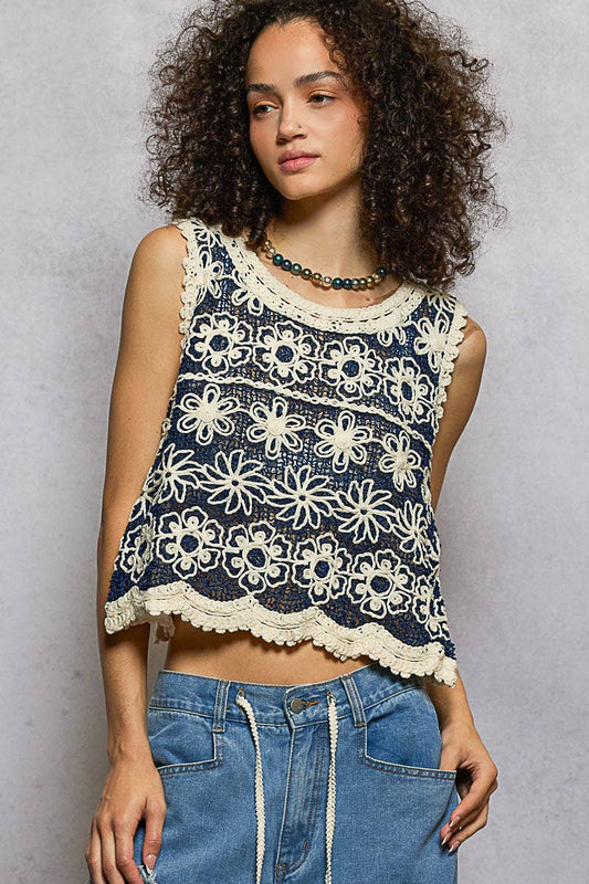 Round Neck Sleeveless Colored Floral Pattern Crochet Top