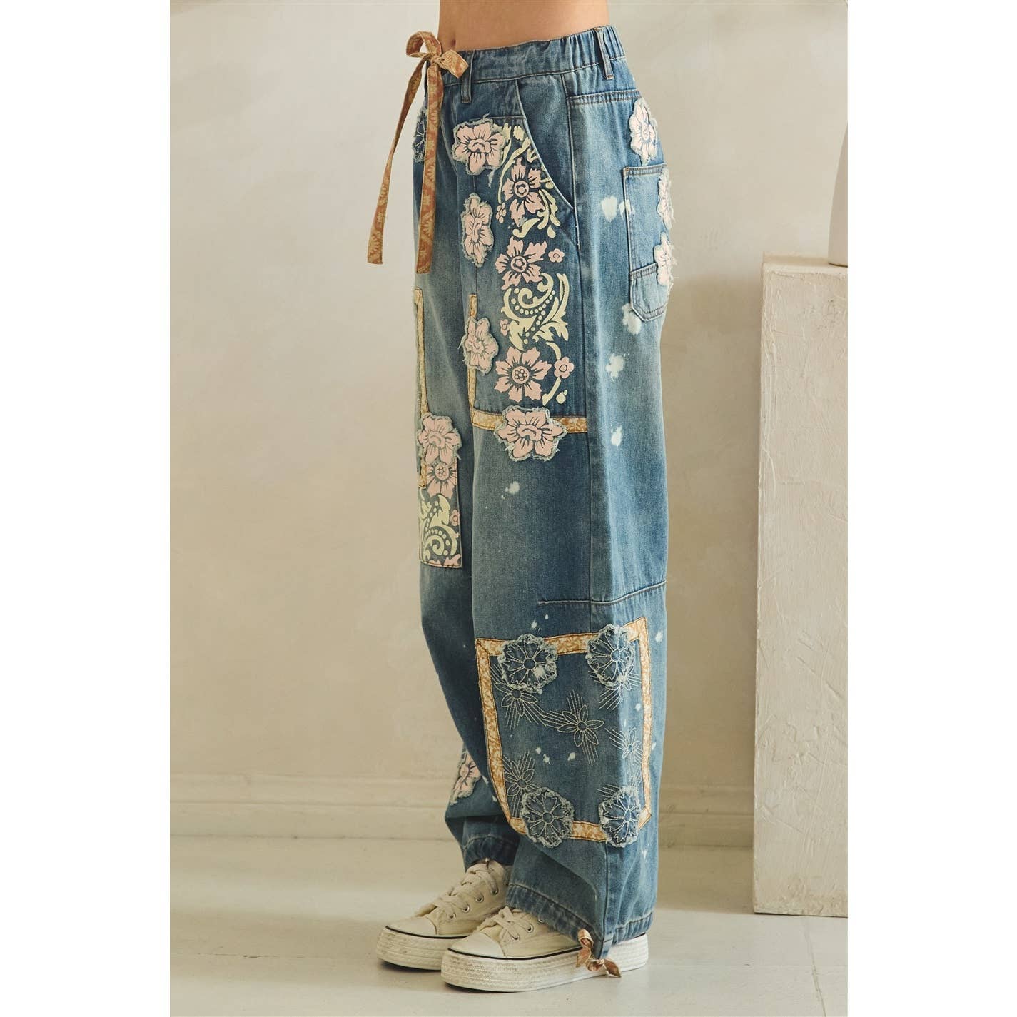 WASHED BLOCK PATCHED DENIM PANTS